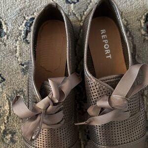 Report Women's Metallic Perforated Flats
